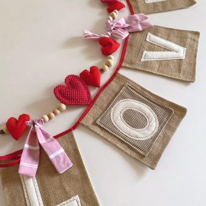 Banner L.O.V.E. (2 piezas)